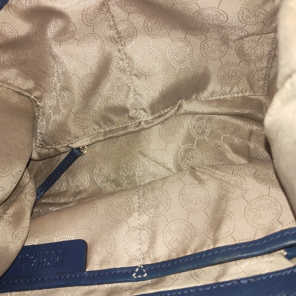 Pocketbook - Picture 6 of 6